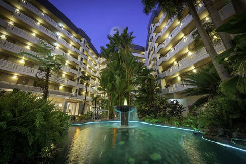 DoubleTree by Hilton Cairns - Broome Tourism 1