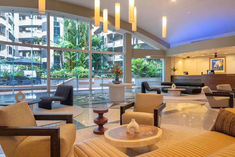 DoubleTree by Hilton Cairns - Broome Tourism 6