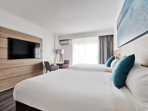 Novotel Cairns Oasis Resort - Broome Tourism 3