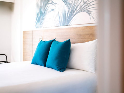 Novotel Cairns Oasis Resort - Broome Tourism 15
