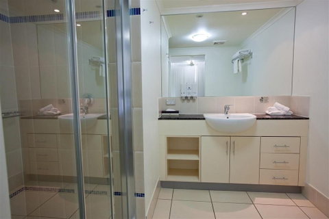 Park Regis City Quays - Broome Tourism 13