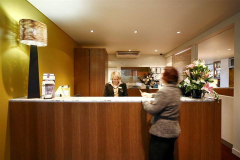 Best Western Plus The Tudor-Box Hill - Broome Tourism 1