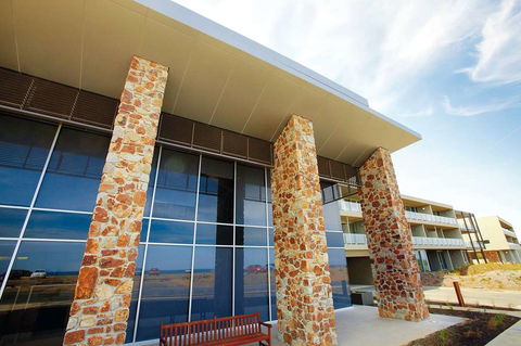 Wyndham Resort Torquay - Broome Tourism 0