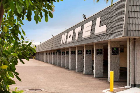 Dalrymple Motel - Broome Tourism 0