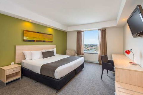 Mantra Tullamarine Hotel - Broome Tourism 2