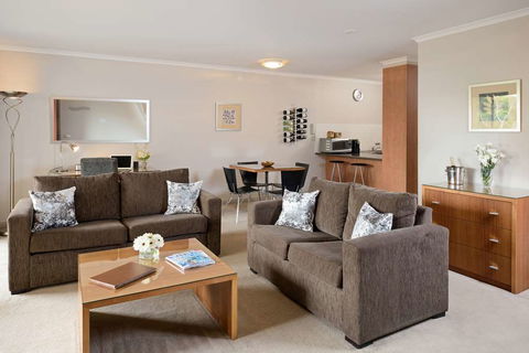 Ringwood Royale Apartment Hotel - Broome Tourism 2