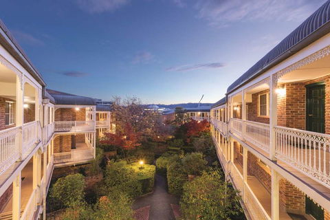 Adina Serviced Apts Canberra Kingston - Broome Tourism 2