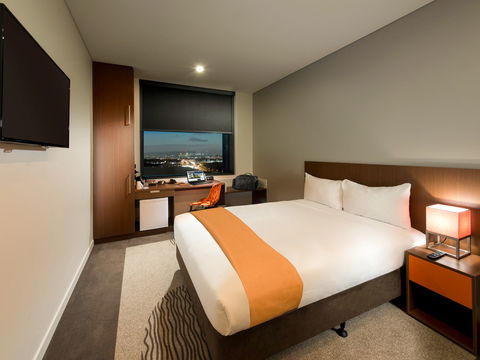 Ibis Brisbane Airport Hotel - Broome Tourism 1