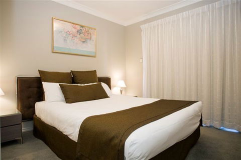Pinnacle Apartments - Broome Tourism 1