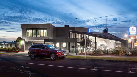 Best Western Mahoneys Motor Inn - Broome Tourism 0