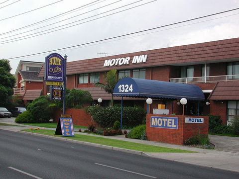 Hume Villa Motor Inn - Broome Tourism 0