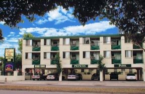 Princes Park Motor Inn - Broome Tourism 0