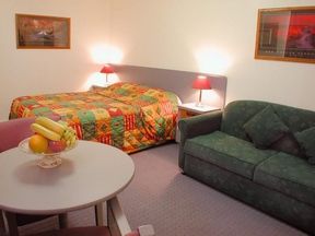 Princes Park Motor Inn - Broome Tourism 1