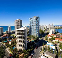 Wyndham Surfers Paradise Resort - Broome Tourism