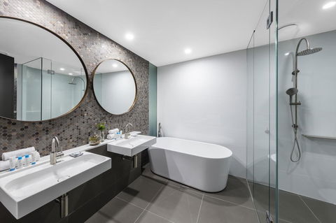 Vibe Hotel Canberra - Broome Tourism 5