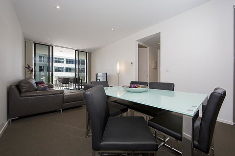 Manhattan 303 Canberra City ACT - Broome Tourism 29