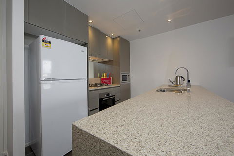 Manhattan 303 Canberra City ACT - Broome Tourism 14