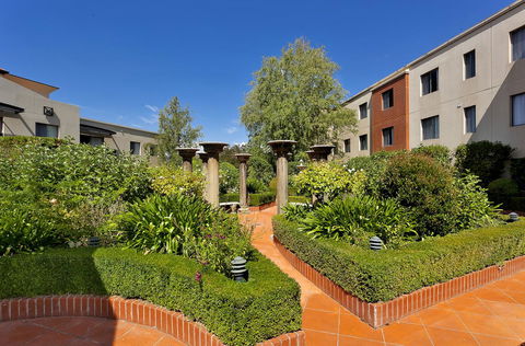 AAC Apartments - Griffin - Broome Tourism 5