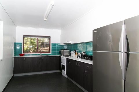 Unilodge @ UC Short Stays - Broome Tourism 27