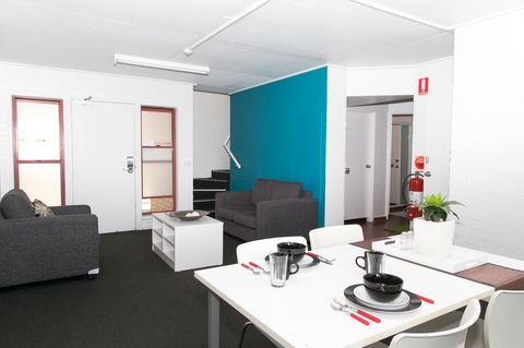 Unilodge @ UC Short Stays - Broome Tourism 22