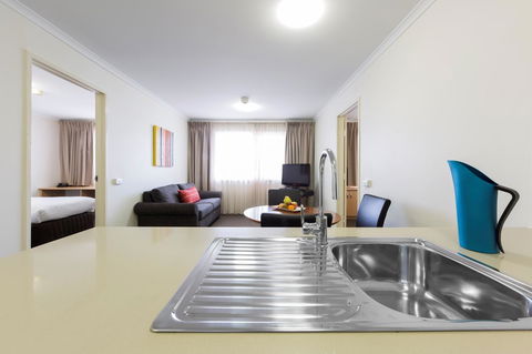 Ramada Encore Belconnen - Broome Tourism 7