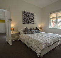 Cowan Street Bungalow - Broome Tourism