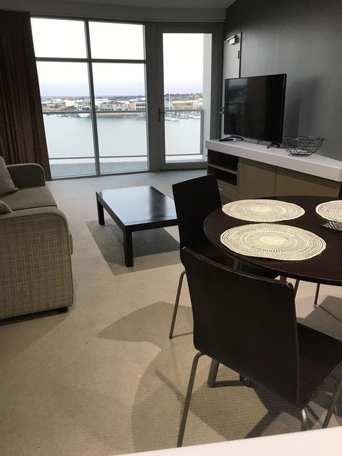 Wallaroo Marina Stayz - Broome Tourism 12