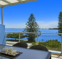 Lakeside Waterfront Apartment 18 The Entrance - Broome Tourism