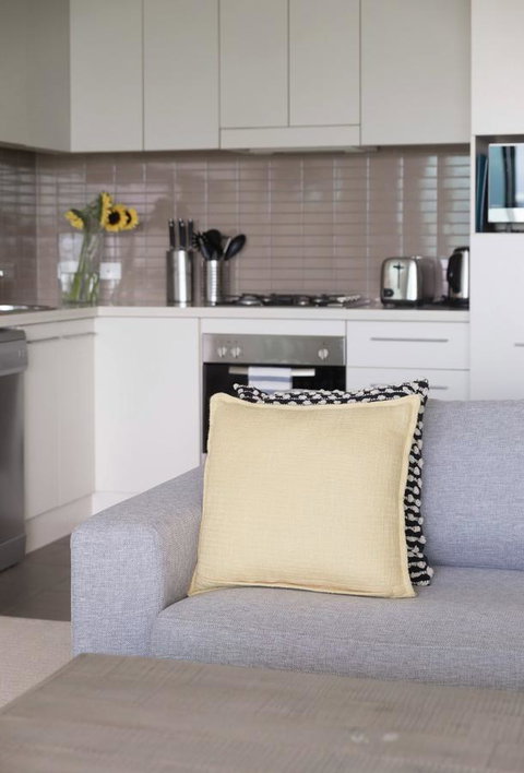 Port Adelaide Executive Waterfront Apartment - Broome Tourism 19