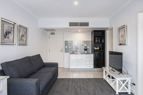 Marina Hotel - Broome Tourism 16
