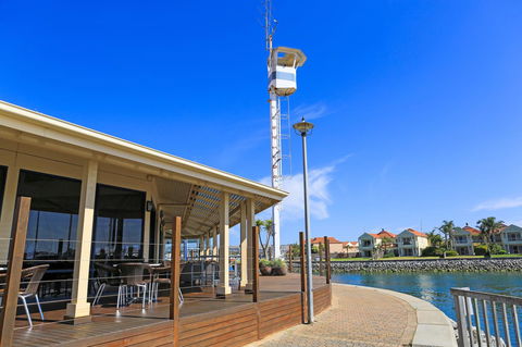 Marina Hotel - Broome Tourism 36