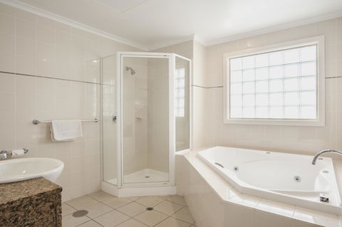 Marina Hotel - Broome Tourism 2