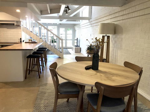 The Loft - Beautiful Central Barossa Apartment - Broome Tourism 7