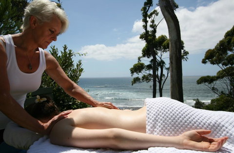 Mollymook Beach Waterfront - Broome Tourism 20