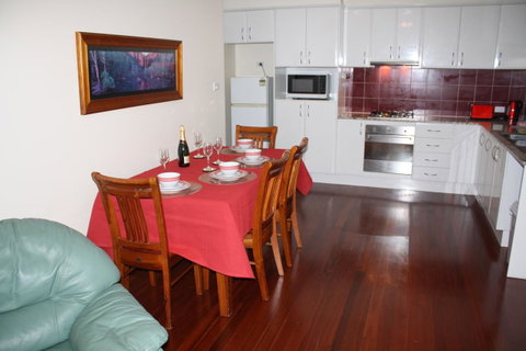 Serenity On Narrabeen Beach - 1Bdr Beachside Retreat - Broome Tourism 8