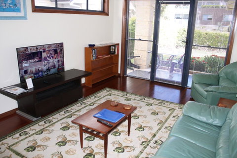 Serenity On Narrabeen Beach - 1Bdr Beachside Retreat - Broome Tourism 7