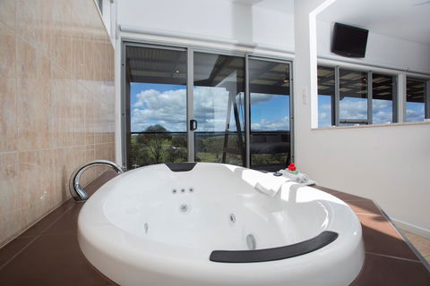 Barossa Pavilions & Glasshouse - Broome Tourism 3