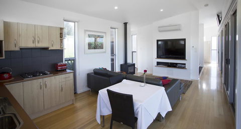 Barossa Pavilions & Glasshouse - Broome Tourism 6
