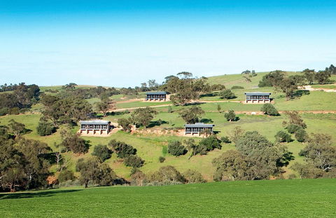 Barossa Pavilions & Glasshouse - Broome Tourism 0