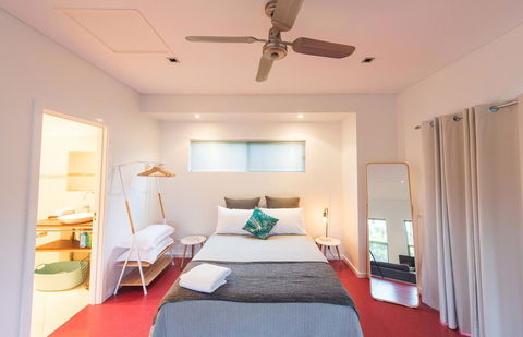 S T U D I O 22 Peaceful Retreat With Garden Views - Broome Tourism 3