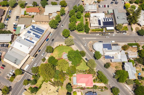 Tanunda\'s Magpie House - Broome Tourism 28