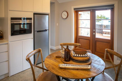 Lucy's Cottage - Broome Tourism 11