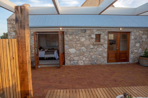 Lucy's Cottage - Broome Tourism 22