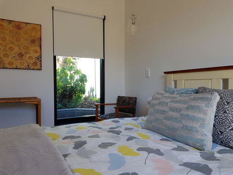 Sinclair Eco House - Broome Tourism 29