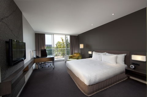 Pullman Adelaide - Broome Tourism 23