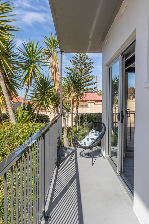 Bay 10 - Suites And Apartments - Broome Tourism 4