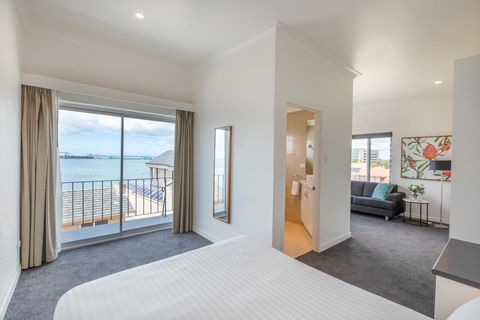 Bay 10 - Suites And Apartments - Broome Tourism 11