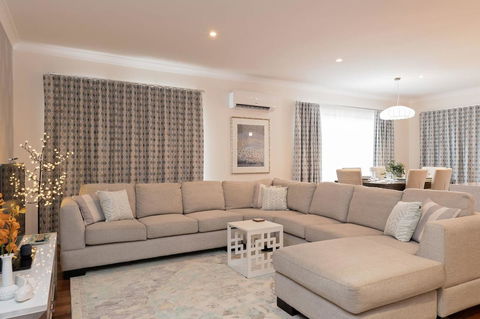 Boutique Getaway On Wright - Broome Tourism 3