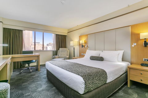 Stamford Plaza Adelaide - Broome Tourism 14