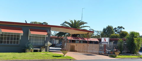 Ardeanal Motel - Broome Tourism 2